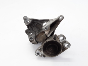 RENAULT Clio II (1998–2005) Engine mount 8200267625 - 4