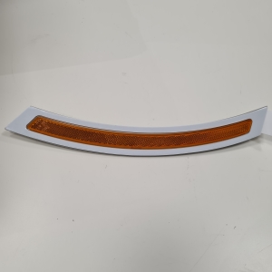 Front fender turn signal - 63147317256