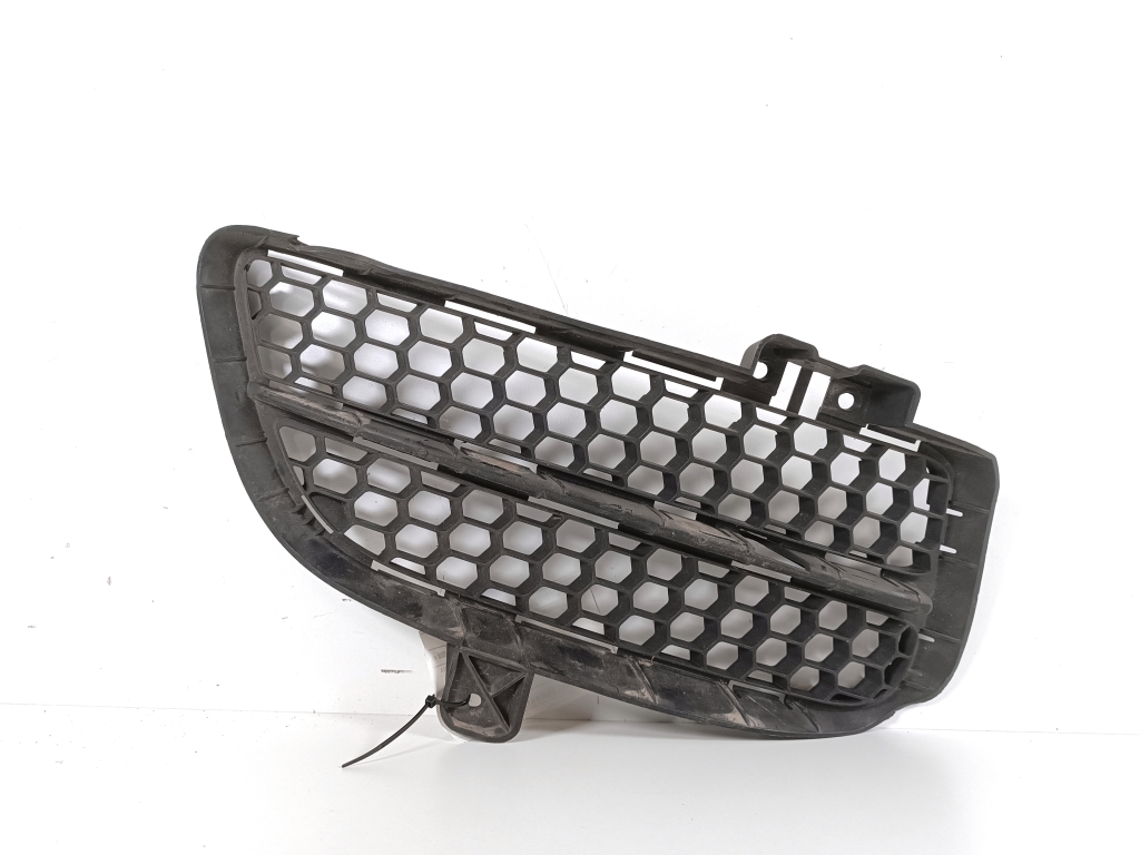 VOLKSWAGEN Touareg 1 generation (2002-2010) Front Right Grill 7L6853666B 23831385