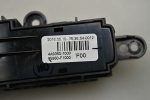 Kia Sportage (2016–2021) Warnblinkschalter 95960F1000 - 3