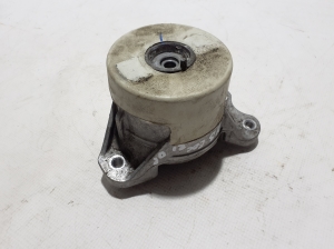 Mercedes Benz EQC N293 (2019–2026) Engine mount A2932400200 - 3