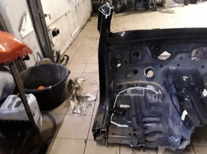 Mercedes Benz EQC N293 (2019–2026) Front outrigger A2136208700 - 2