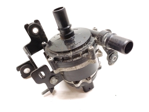 Auxiliary water pump - 