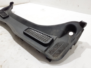 Ford Kuga (2012–2019) Vējstikla tīrītāju mehānisma apdare pie stikla F44S02216AA - 4