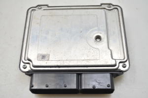 Hyundai ix35 (2009–2015) Engine control unit 391012F250 - 4