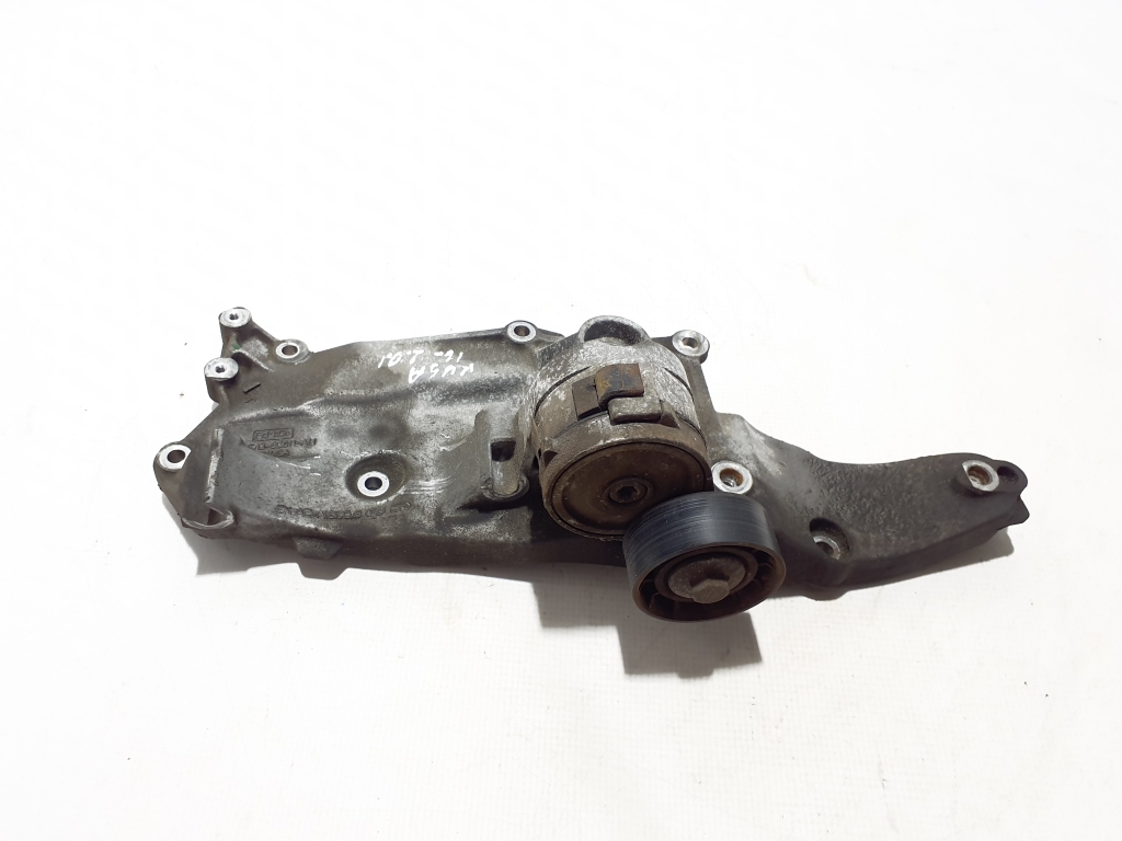 FORD Kuga 2 generation (2013-2020) Alternator bracket DS7Q8D611AH 23525781