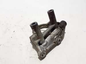 Ford Kuga (2012–2019) Front drive shaft bracket EG913K305BA - 3