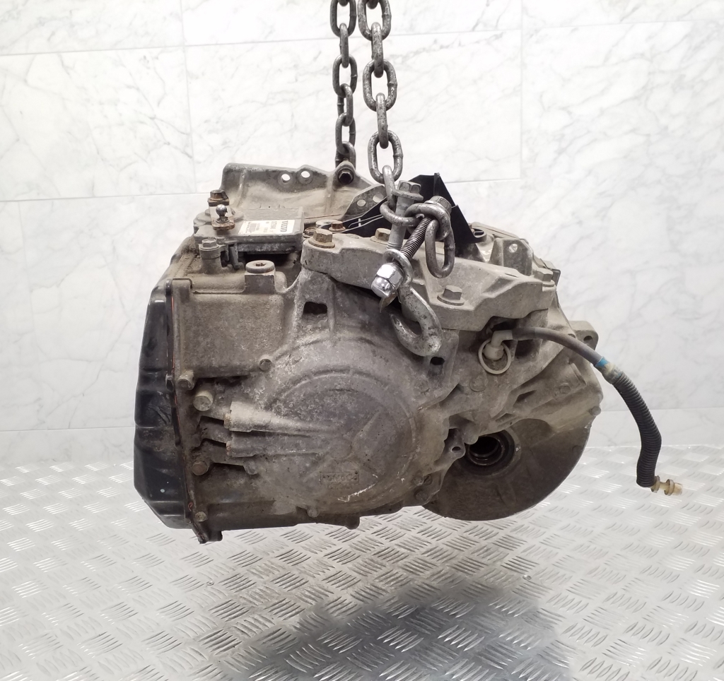 VOLVO V70 3 generation (2007-2020) Gearbox TF80SC 25025826