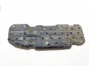TOYOTA Hilux (2015–2020) Kraftstofftankschutz 77641KK030 - 4