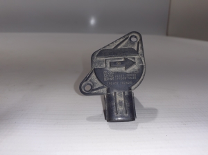 TOYOTA Hilux (2015–2020) Mass air flow sensor 2220430030 - 4