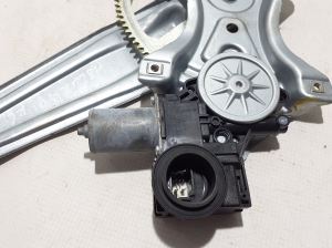 TOYOTA Hilux (2015–2020) Aizmugurējo durvju logu pacēlājs 698040K120 - 4