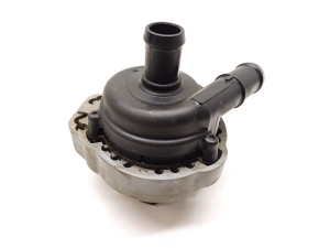 Jaguar l-Pace (2018–2026) Auxiliary water pump J9D3-18D474-AA - 2