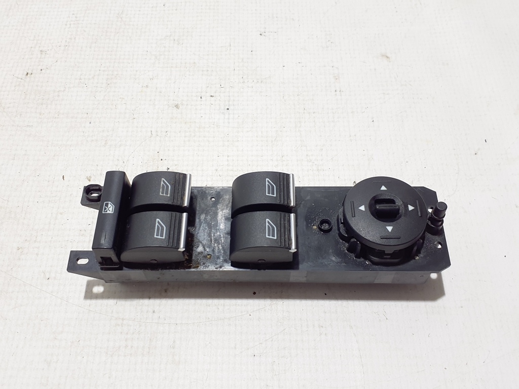 FORD Kuga 2 generation (2013-2020) Front Left Door Window Switch F1ET14A132CC 23516676