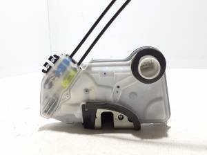 TOYOTA Hilux (2015–2020) Front door lock 6903002480 - 2