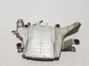 TOYOTA Hilux (2015–2020) Vahejahuti radiaator 1794011100 - 2