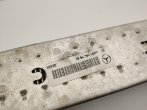 Mercedes Benz ML-Class 166 (2011–2015) Vahejahuti radiaator A0995002900 - 2
