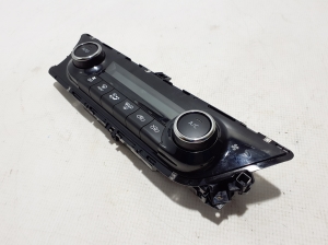 TOYOTA Hilux (2015–2020) Heater control panel 559000KB10 - 5