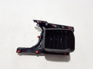 TOYOTA Hilux (2015–2020) Dashboard air vent grilles 55650YP040 - 4