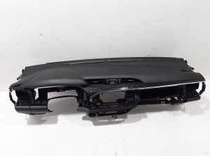 TOYOTA Hilux (2015–2020) Armaturenbrett 55302KK111C0 - 2