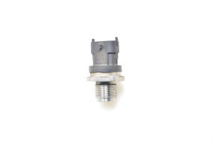 Opel Insignia (2008–2017) Kraftstoffhochdrucksensor 0281006158