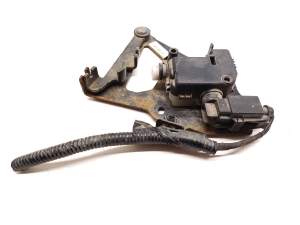 Jaguar l-Pace (2018–2026) Hood latch J9D3-16A916-AB - 2