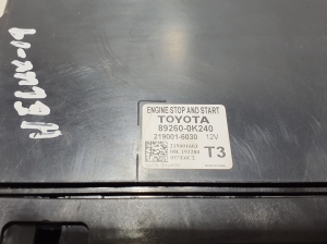 TOYOTA Hilux (2015–2020) UCH-Steuergerät 892600K240 - 3