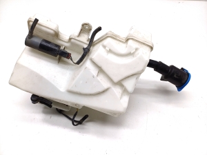 Jaguar l-Pace (2018–2026) Front washer fluid reservoir J9D3-17B613-A - 4