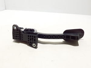 TOYOTA Hilux (2015–2020) Accelerator pedal 781100K030 - 2