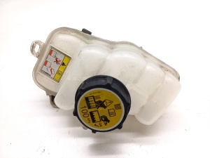   Ausgleichsbehälter  - YC15-8B099-AA 