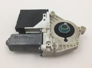 Front door window regulator motor - 1K0959702K
