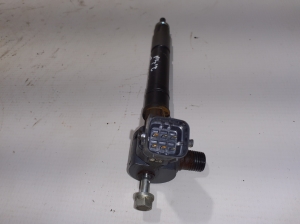 TOYOTA Hilux (2015–2020) Injektor Einspritzdüse 2367009460 - 4