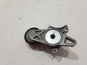 TOYOTA Hilux (2015–2020) Riemenspanner 166200E010 - 3