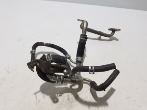 TOYOTA Hilux (2015–2020) Pipe 162090E040 - 4