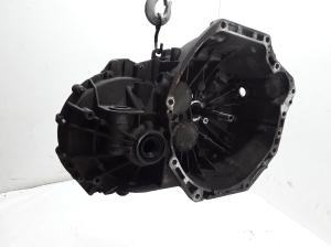 RENAULT Trafic III (2014–2022) Getriebe PF6040 - 2
