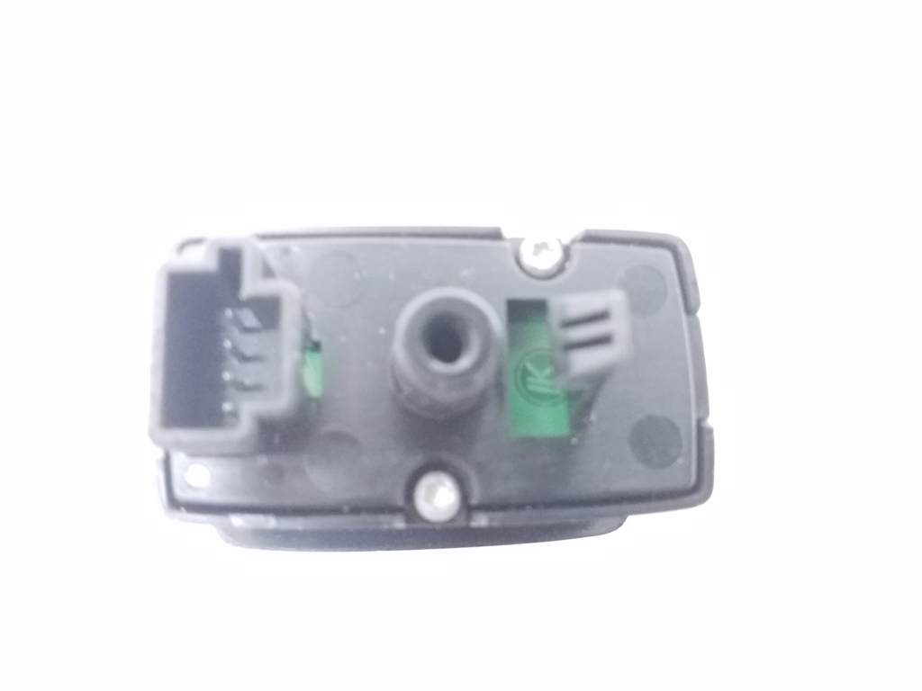 MERCEDES-BENZ M-Class W164 (2005-2011) Front Right Door Window Switch A2518200510 20980421