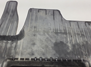 TOYOTA Hilux (2015–2020) Floor mats PW2100K000 - 2