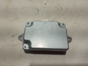 TOYOTA Hilux (2015–2020) Control unit 8621071010 - 3