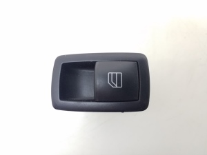   Rear side door glass switch 