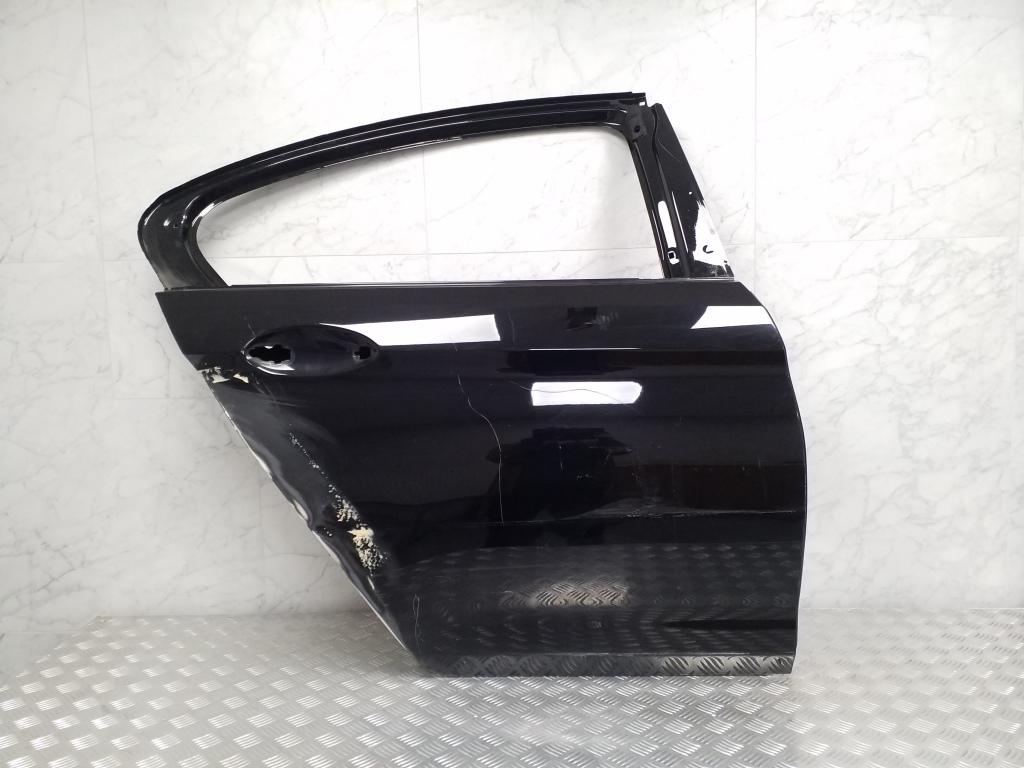BMW 5 SERIES G30 (2016–2026) Tagumised küljeuksed 7408196 BMW 5 SERIES G30 (2016–2026) Tagumised küljeuksed 7408196