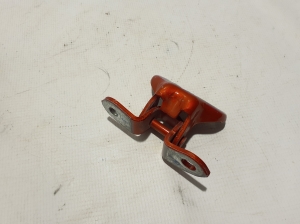TOYOTA Hilux (2015–2020) Front door lower hinge 6873002070 - 2