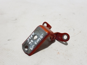 TOYOTA Hilux (2015–2020) Rear side door lower hinge 6877002020 - 2