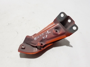 TOYOTA Hilux (2015–2020) Front fender bracket 53908KK020 - 2