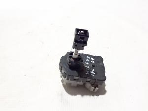 TOYOTA Hilux (2015–2020) Scheinwerfer Stellmotor 8566102040
