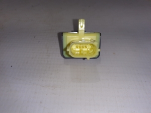 TOYOTA Hilux (2015–2020) Airbag sensor 898310K050 - 3