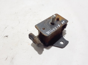 TOYOTA Hilux (2015–2020) Engine mount 123610L020 - 2