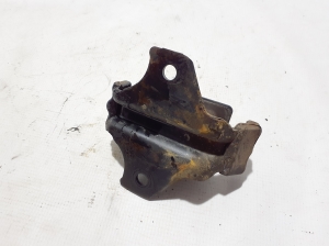 TOYOTA Hilux (2015–2020) Engine mount 123610L020 - 2