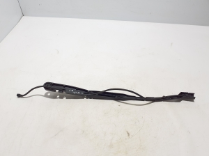  Windshield wiper blade 