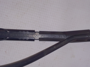  Windshield wiper blade 