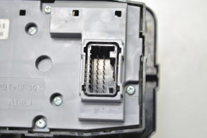 Mazda 6 (2012–2026) Display switch GKL66CMOB - 2