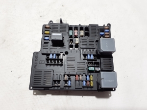  Fuse blocks 